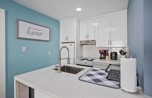 South Central Houston House | Discover Arbor Villa 2 I 4 Apts: Ideal for Families & Pets