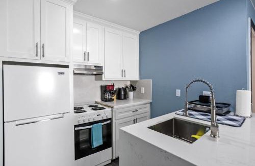 South Central Houston House | Discover Arbor Villa 2 I 4 Apts: Ideal for Families & Pets