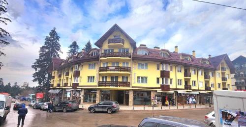Borovets Apartment | Family-Friendly Stays at Arboro Royal Plaza - Rated 9.6/10