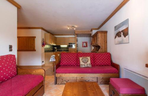 Arc-1800 Apartment | Discover Arc 1800 Alpage du Chantel: Ski-In & Pool Access