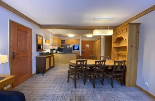 Arc-1600 Apartment | Discover Arc 1950: Family-Friendly Retreat with Spa & Pool