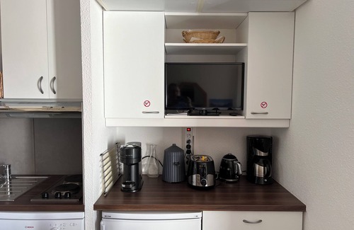 Arc-2000 Apartment | Arc 2000, Fond Blanc, wifi, 7th floor south, 3 beds for 4 people, linen and towels included.