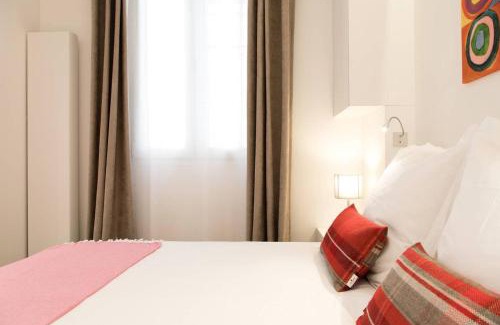 Ternes Apartment | Stylish Arc de Triomphe Apartment with Family-Friendly Amenities
