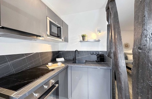 Ternes Apartment | Experience Champs-Élysées Finest Flat with Spa & Breakfast