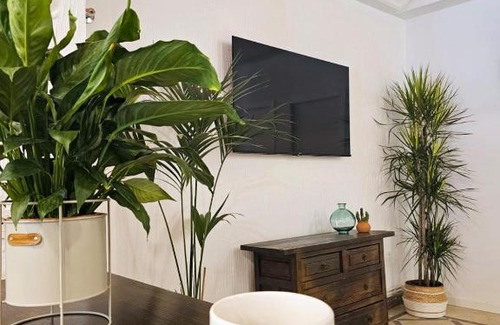 Camino de Ronda House | Stylish Arc House Granada with Kitchen Amenities Awaits You