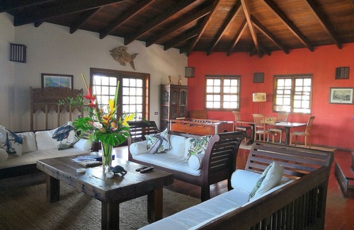 Falmouth House | Inviting Arca Villa and B&B: Guest Rated 9.8 with Pool & Spa