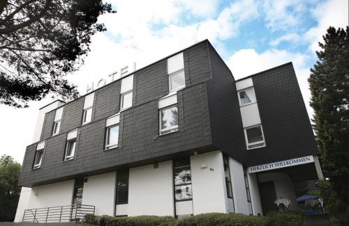 Hagen Hotel | Relax at Arcadeon: 4-Star Comfort with Pet-Friendly Amenities