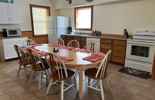 Eckerty Cabin | Arcadia Cabin 25: Game Room Retreat at Patoka Lake