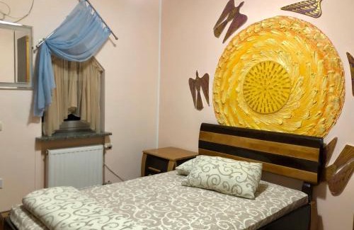 Dzerzhyns'kyi District Hotel | Pet-Friendly Arcadia with Ocean View and Pool Amenities