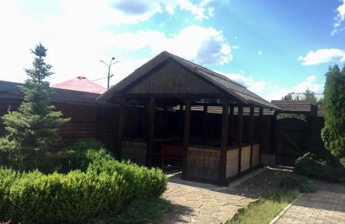 Dzerzhyns'kyi District Hotel | Pet-Friendly Arcadia with Ocean View and Pool Amenities