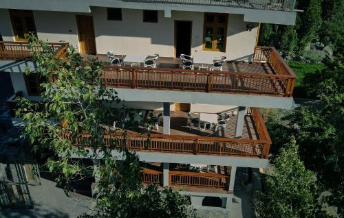 Hunza Hotel | Arcadian 3Skies Borith Lake