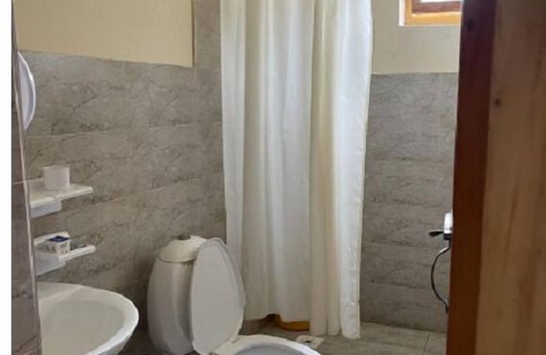 Hunza Hotel | Discover Arcadian Borith Lake Hunza with Family-Friendly Perks