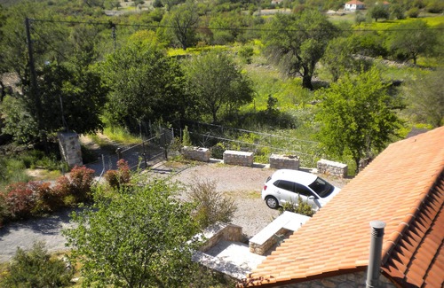 Fokiano House | Inviting Arcadian Stone House with Breakfast & Family Amenities