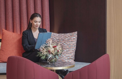 El Clot Hotel | Relax at Arcelon Hotel: 4-Star Stay with Ocean Views