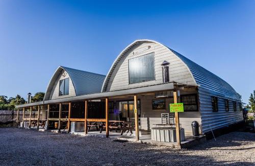 Storms River Apartment | Explore Arch Cabins: Family-Friendly Retreat in Storms River