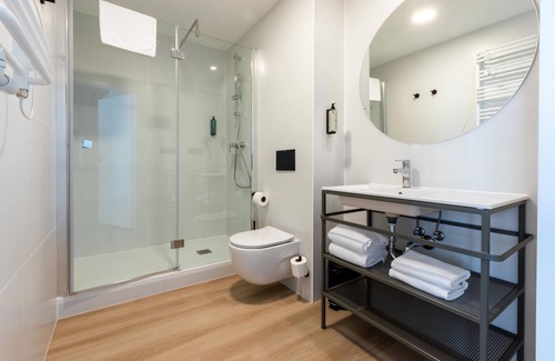 Uniescie Hotel | Discover ARCHE Fabryka Samolotów in Scenic Mielno