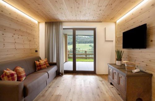 Campo Tures Apartment | Discover Archehof Hochzirm Lodge Greti – 4-Star Family Retreat