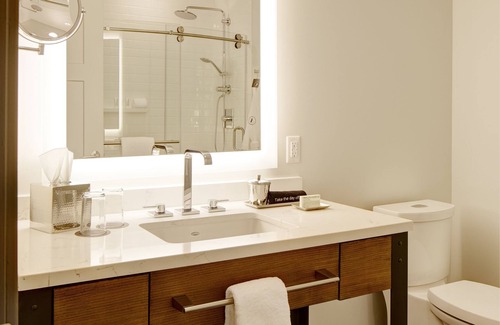 Burlington Hotel | Discover Archer Hotel Boston/Burlington: Rated 9.6/10