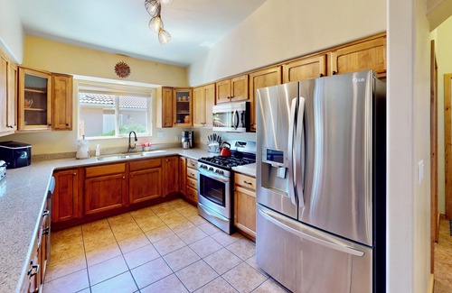 Moab House | Relax at Arches West: Pet-Friendly Townhome with Hot Tub