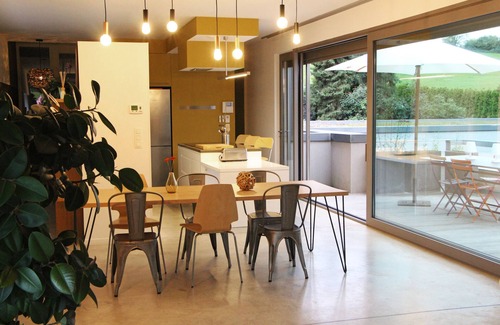 Profondeville House | Architect-Designed Archibien House with Family-Friendly Amenities
