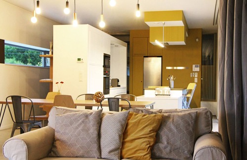 Profondeville House | Architect-Designed Archibien House with Family-Friendly Amenities