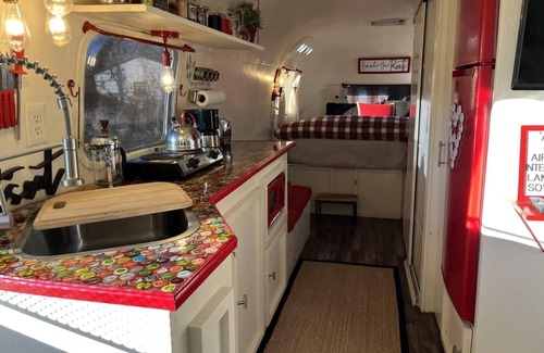 Hico House | Explore Archie the Airstream in New River Gorge National Park