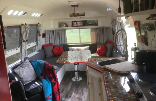 Hico House | Explore Archie the Airstream in New River Gorge National Park