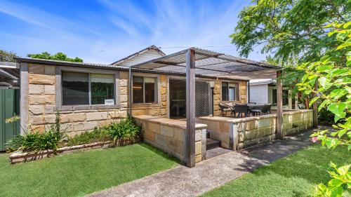 Patonga House | Archies Patonga- 50mtrs To Boathouse and Wharf