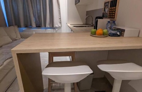Wijk van de Squares Apartment | Comfortable Archimède Suites with Family-Friendly Amenities
