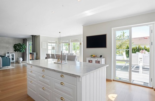Resaro Villa | Discover Archipelago Villa: Oceanfront Bliss Awaits You