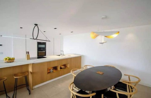 Saint-Paul-de-Vence Villa | Designer Villa with Pool & Breathtaking Views - 10/10 Rating