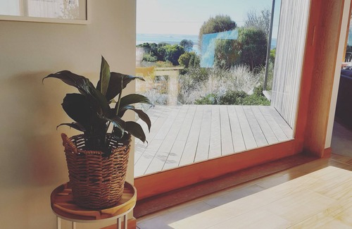 Greens Beach House | Architect Designed Retreat in Greens Beach – Rated 10/10
