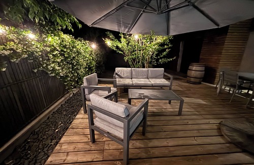 Bordeaux-Lac House | Architect-designed house with heated pool and garden, quiet setting,