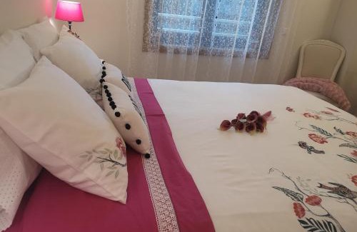 Lordelo do Ouro e Massarelos Apartment | Architect House: Guest Rated 9.8, Pet-Friendly Retreat
