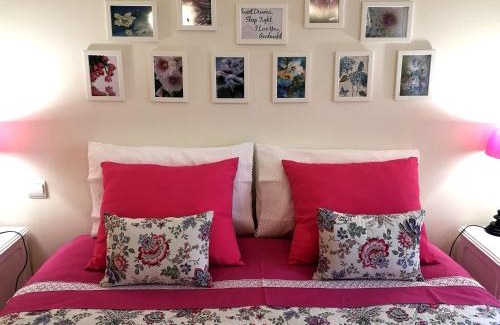 Lordelo do Ouro e Massarelos Apartment | Architect House: Guest Rated 9.8, Pet-Friendly Retreat