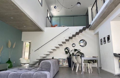 Palavas-les-Flots Villa | Exceptional Architect's Villa with Pool near Sea and Ponds