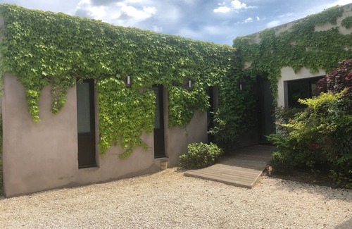 Calvisson Villa | Architect's House with Pool Near Nîmes and Montpellier