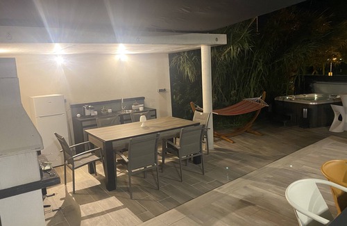 Cabestany Villa | Architect's Villa: Pet-Friendly Retreat with Pool Access