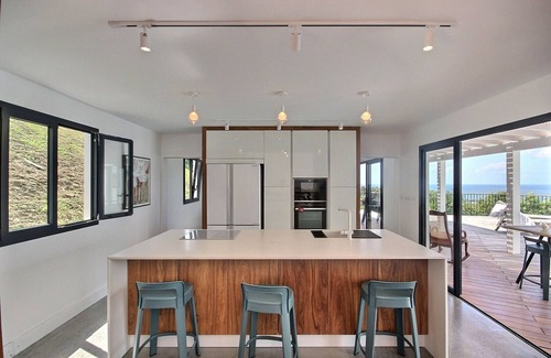 Schoelcher Villa | Architect villa with sea view