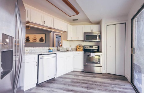 Haines City House | Modern Dome Home - Family-Friendly Stay in Haines City