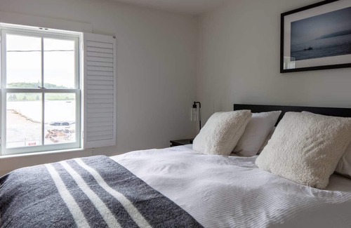 Lunenburg Waterfront Condo | Architect Designed Retreat in Lunenburg - The Ironbound