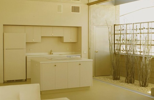 Joshua Tree House | Contemporary Retreat in Joshua Tree - Acido Dorado Hotel
