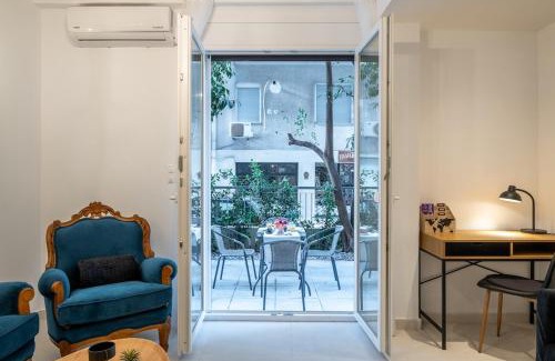 Pangrati Apartment | Archive, The Art of Living