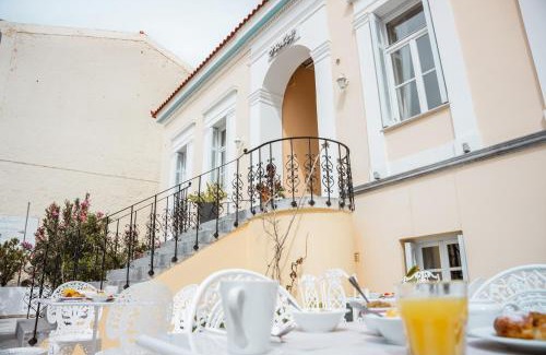 Paleopolis Hotel | Discover Archontiko Eleni Hotel: Guest Rated 9.3/10!