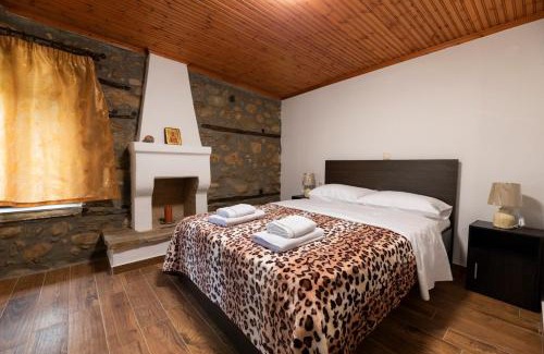 Vlachava House | Cozy Arhontiko Fotini: Family-Friendly with Breakfast Included