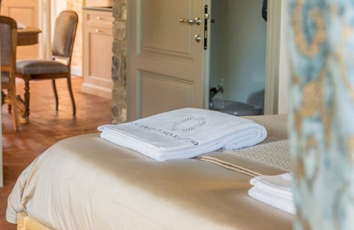 Greve in Chianti Apartment | Arco Apartment - Apartment with shared pool and spa in the Chianti hills