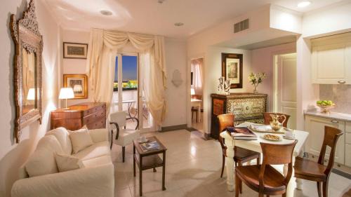 Pomezia Apartment | Arcom Palace: 4-Star Retreat with Family-Friendly Amenities