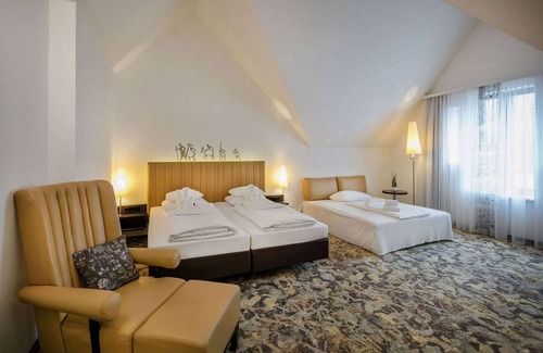 Heilbronner Straße Hotel | Experience ARCOTEL Camino: 4-Star Spa Retreat with Dining