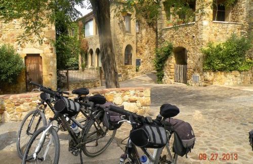 Monells Hotel | Discover Arcs De Monells - Adults Only with Ocean Views