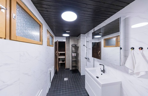 Rovaniemi Villa | Arctic Aurora Villa W/Sauna. Chance Seeing the Northern Lights Above the Villa.